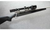 Weatherby Mark V Stainless Synthetic .300 Wby. Mag - 1 of 8