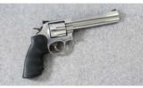 Smith & Wesson 629-6 Classic .44 Mag. - 1 of 2