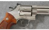 Smith & Wesson Model 57 4in. Nickel .41 Mag. - 3 of 9