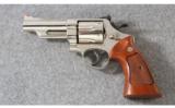 Smith & Wesson Model 57 4in. Nickel .41 Mag. - 2 of 9