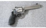 Smith & Wesson 629-6 .44 Mag. - 1 of 4