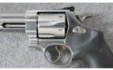 Smith & Wesson 629-6 Classic .44 Mag. - 4 of 6