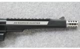 Smith & Wesson Performance Center 629-7 Hunter .44 Mag. - 5 of 6