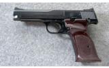 Smith & Wesson Model 46 Rare 5 inch Barrel Length .22 LR - 2 of 9