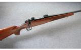 Winchester Model 70 Classic Sporter .300 Wby.
Mag. - 1 of 8