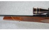Weatherby Mark V Deluxe .300 Wby. Mag. - 7 of 8