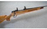 Weatherby Mark V Deluxe .270 Wby. Mag. - 1 of 8