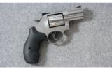 Smith & Wesson 686-6 +7 .357 Mag. - 1 of 3