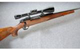 Weatherby Mark V Deluxe .257 Wby. Mag. - 1 of 8