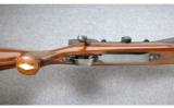 Weatherby ~ Mark V Deluxe ~ .340 Wby. Mag. - 3 of 9