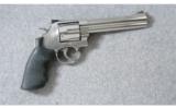 Smith & Wesson 629-5 Classic .44 Mag. - 1 of 6