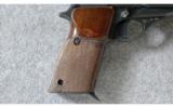 Beretta 76W Target Pistol .22 LR - 7 of 8