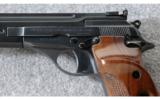 Beretta 76W Target Pistol .22 LR - 4 of 8