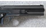 Beretta 76W Target Pistol .22 LR - 5 of 8