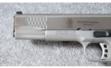Smith & Wesson ~ SW1911 E-Series ~ .45acp - 6 of 6