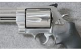 Smith & Wesson ~ 460V 5 Inch ~ .460 S&W Mag. - 3 of 6