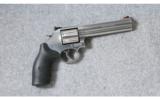 Smith & Wesson ~ 686-6 Plus ~ .357 Mag. - 1 of 6