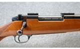 Weatherby ~ Mark V Deluxe ~ .300 Wby. Mag. - 3 of 9