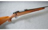 Weatherby ~ Mark V Deluxe ~ .300 Wby. Mag. - 1 of 9