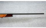 Weatherby ~ Mark V Deluxe ~ .300 Wby. Mag. - 8 of 9