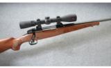 Winchester ~ Model 70 Featherweight ~ .30-06 - 1 of 9