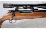 Weatherby ~ Mark V Deluxe ~ .300 Wby. Mag. - 3 of 9