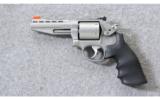 Smith & Wesson ~ Performance Center 686-6 ~ .357 Mag. - 2 of 6