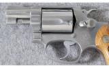 Smith & Wesson ~ Model 60 Chief's Special Stainless ~ .38 Spl. - 3 of 4