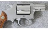 Smith & Wesson ~ Model 60 Chief's Special Stainless ~ .38 Spl. - 4 of 4