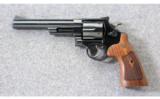 Smith & Wesson ~ Model 29-10 Classic Blue 6 1/2
