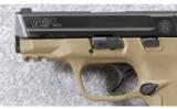 Smith & Wesson ~ M&P 40 Compact FDE ~ .40 S&W - 4 of 6