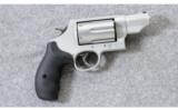 Smith & Wesson ~ Governor ~ .45 LC, .45 acp and .410 - 1 of 6
