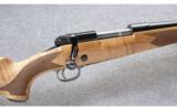 Winchester ~ Model 70 Super Grade Maple ~ .264 Win. Mag. 