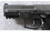 SIG Sauer ~ SP2022 Nitron Full Size ~ .40 S&W - 4 of 6