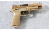 SIG Sauer ~ M17-Surplus ~ 9mm Para. - 1 of 8