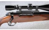 Weatherby ~ Mark V Deluxe ~ .300 Wby. Mag. - 3 of 9