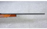 Weatherby ~ Mark V Deluxe ~ .300 Wby. Mag. - 5 of 9