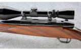 Weatherby ~ Mark V Deluxe ~ .300 Wby. Mag. - 8 of 9