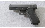 Glock ~ G17 Gen 2 ~ 9mm Para. - 3 of 8