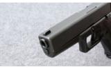 Glock ~ G17 Gen 2 ~ 9mm Para. - 6 of 8