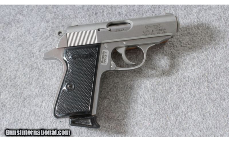 Walther ~ PPK/S Stainless ~ .32 acp