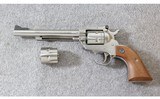 Ruger ~ New Model Single Six Stainless Convertible ~ .22 LR / .22 WMRF - 2 of 7