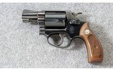 Smith & Wesson ~ Model 36 Chief's Special ~ .38 Spl. - 2 of 6