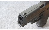 Heckler & Koch ~ VP9 ~ 9mm Para. - 5 of 7