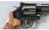 Smith & Wesson ~ Model 29-10 Classic ~ .44 Mag. - 7 of 7