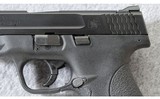 Smith & Wesson ~ M&P 9 Shield ~ 9mm Para. - 3 of 7