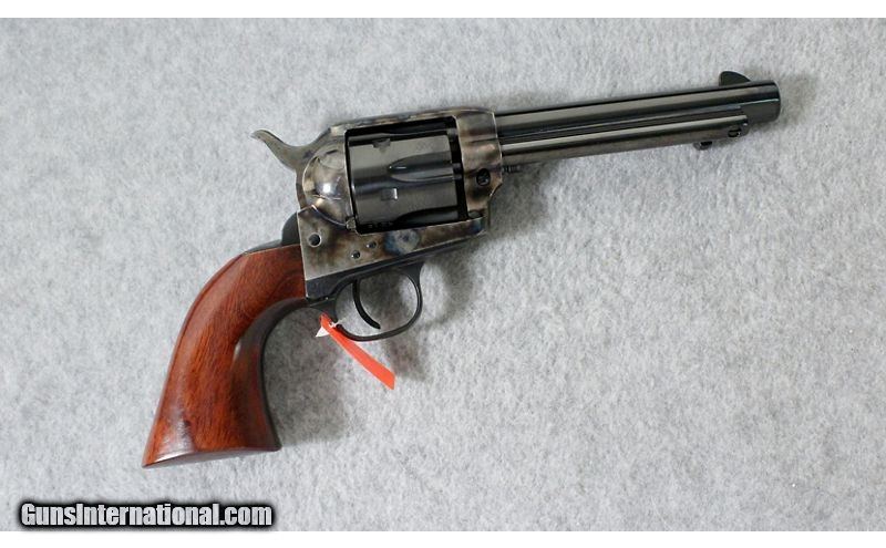 Uberti ~ Model 1873 Cattleman Steel Six Shot ~ .22 LR