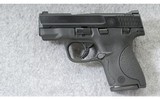 Smith & Wesson ~ M&P 9 Shield with Thumb Safety ~ 9mm Para. - 2 of 7