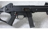 Heckler & Koch ~ USC (Universal Self-Loading Carbine) ~ .45 ac - 3 of 10