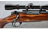 Weatherby ~ Mark V Deluxe ~ .300 Wby. Mag. - 3 of 10